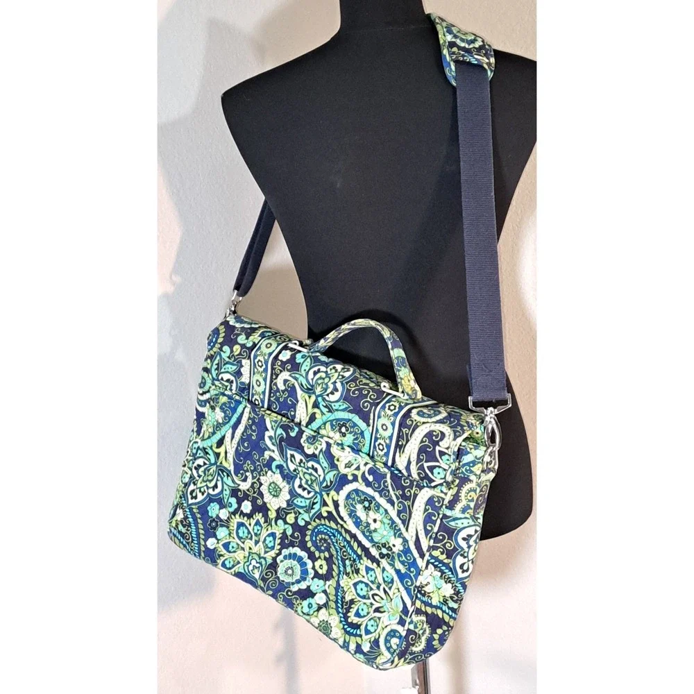 Vera Bradley Messenger‎ Rythm & Blues Pattern Laptop Attache Convertible Strap